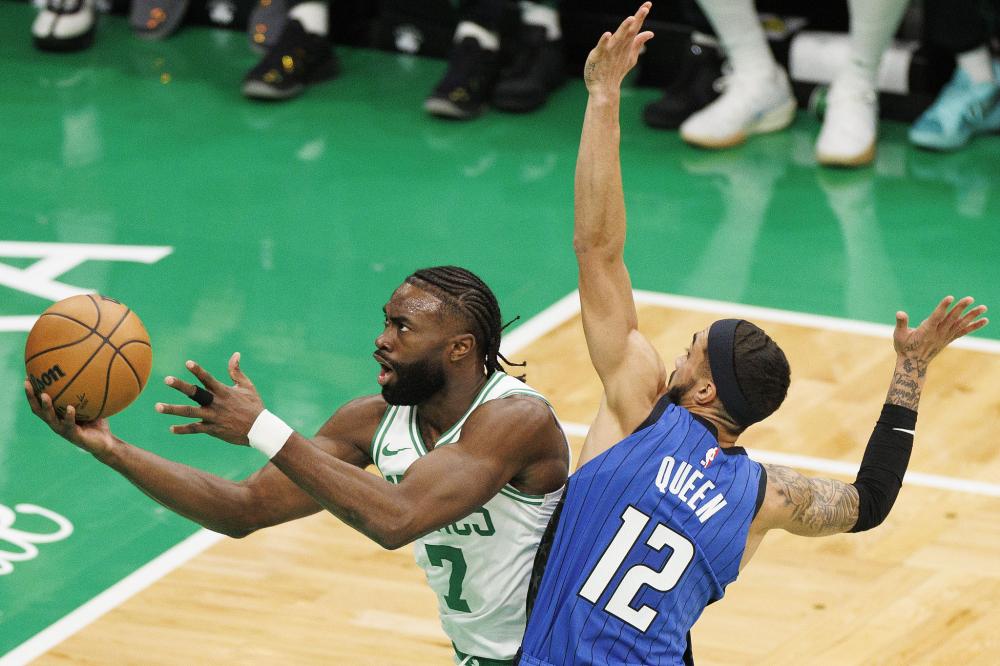 以其高水平 以其高水平